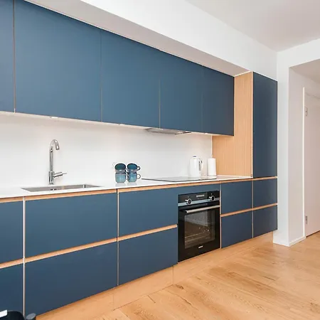 5 Star In C * Århus